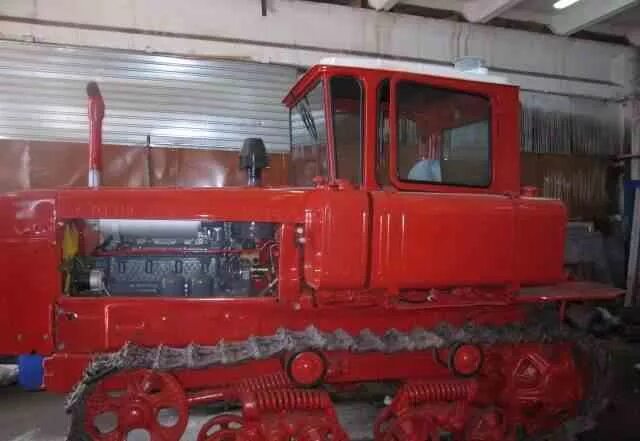 Дт 75 с дискатором. Трак дт 75б. Капремонт дт 75. Трактор дт-75 бульдозер в заб крае. Т-150 трактор гусеничный и дт 75.