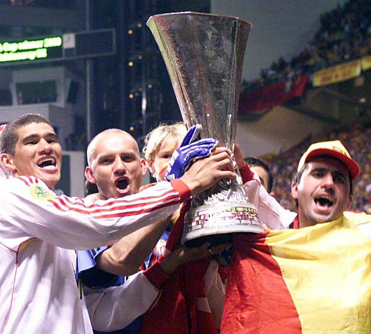 Уефа 2000. Галатасарай Кубок УЕФА. Galatasaray 2000. UEFA 2000. Kupa GS.