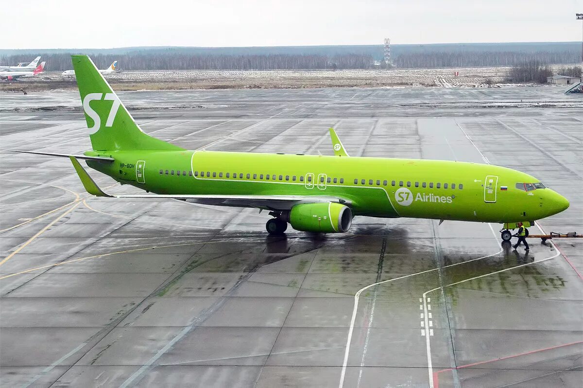 Компания s7 airlines. Авиакомпания Сибирь s7 Airlines. Самолёты авиакомпании s7 Airlines. Авиакомпания Сибирь s7. 737-800 S7 Толмачево.