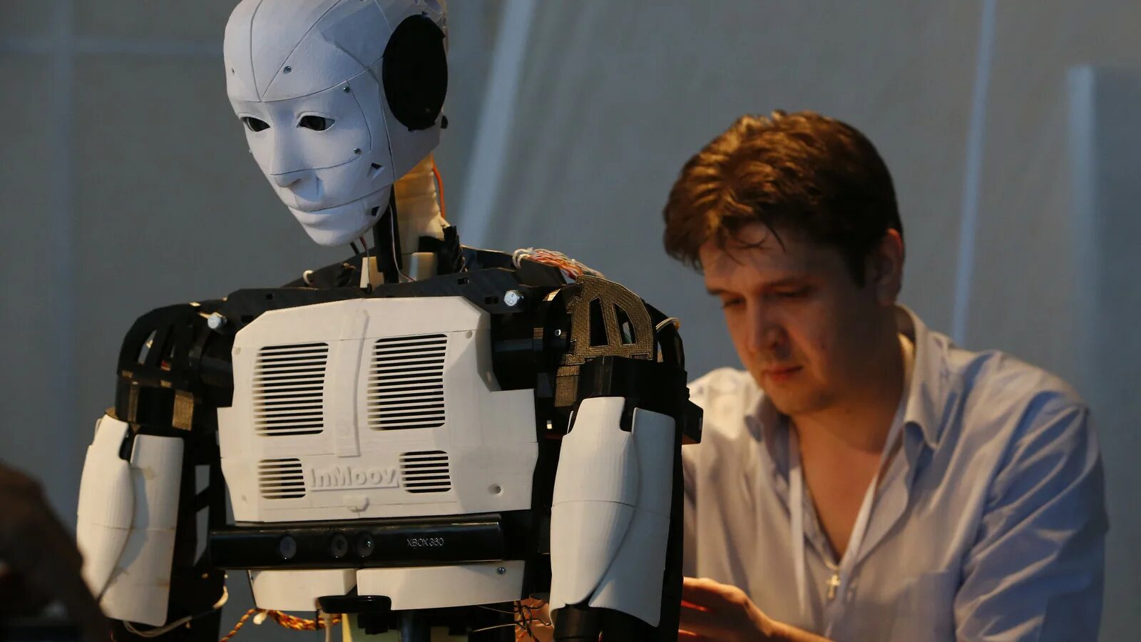 Создание картинок искусственным интеллектом. Современные роботы. искусственный интеллект. проектировщик роботов. современные роботы с искусственным интеллектом.