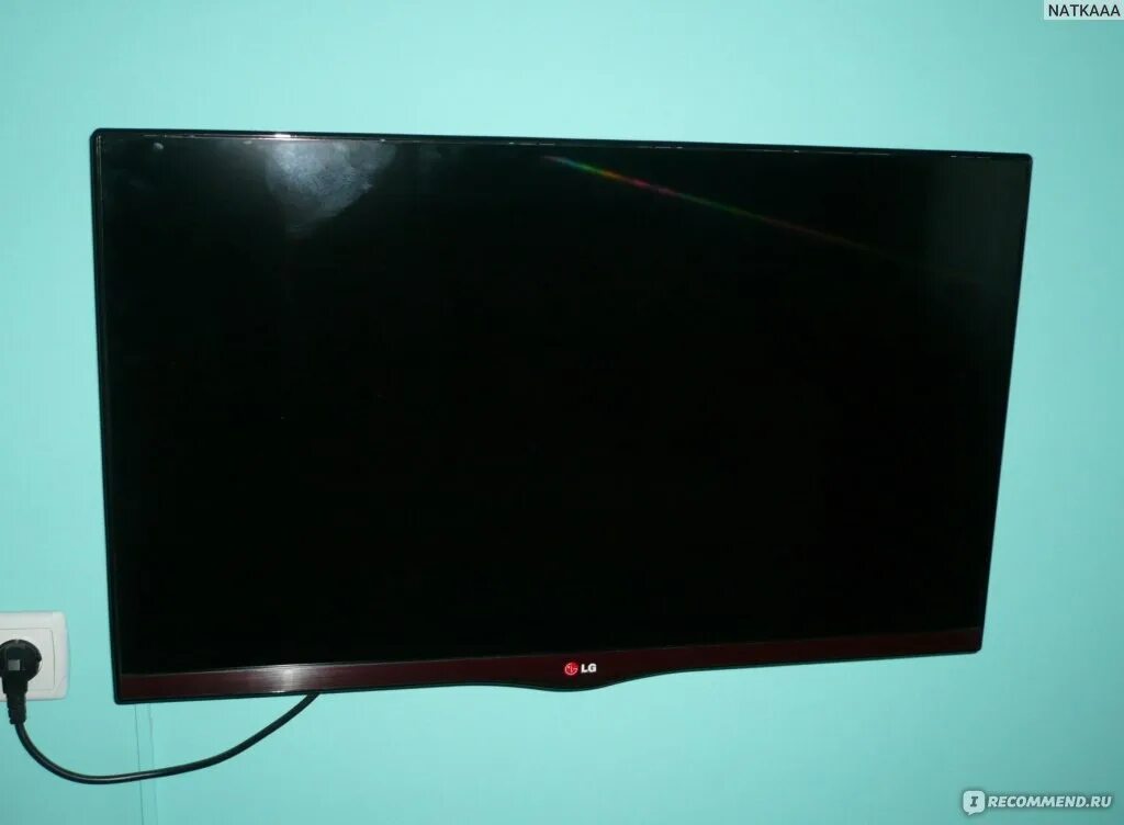 Lg smart tv 2011. Телевизор lg 2013 год. Lg 32inch lg fhd. Телевизор lg 42 дюйма 2011 года. Lg 42 2013 года smart.