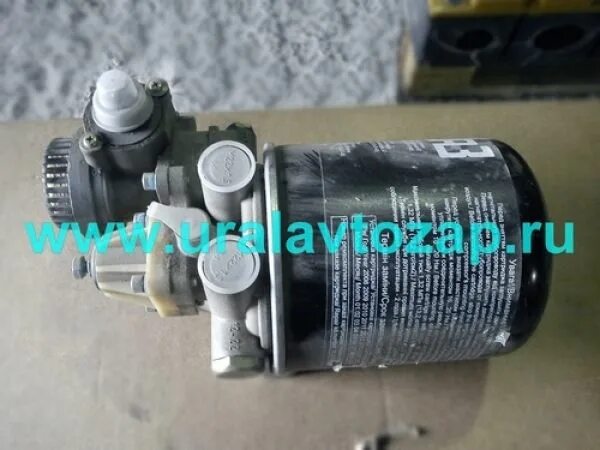 Клапан осушителя урал 4320. Осушитель воздуха 11-3536008-10 пааз. 3536008-10 осушитель воздуха с рдв пааз. Осушитель воздуха урал 4320. Клапан осушителя урал 4320.