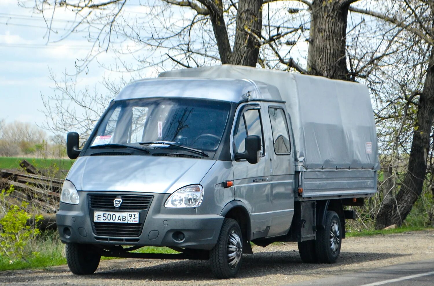 Газ газель поколения. ГАЗ-33023 Газель-фермер. ГАЗ 33023. Газель грузопассажирская 33023. ГАЗ 3302, 33023 Газель.