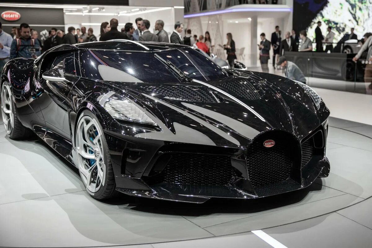 Бугатти 2020 Нойре. Бугатти Bugatti la voiture noire. Самая дорогая машина Бугатти. Бугатти за 1000000000.