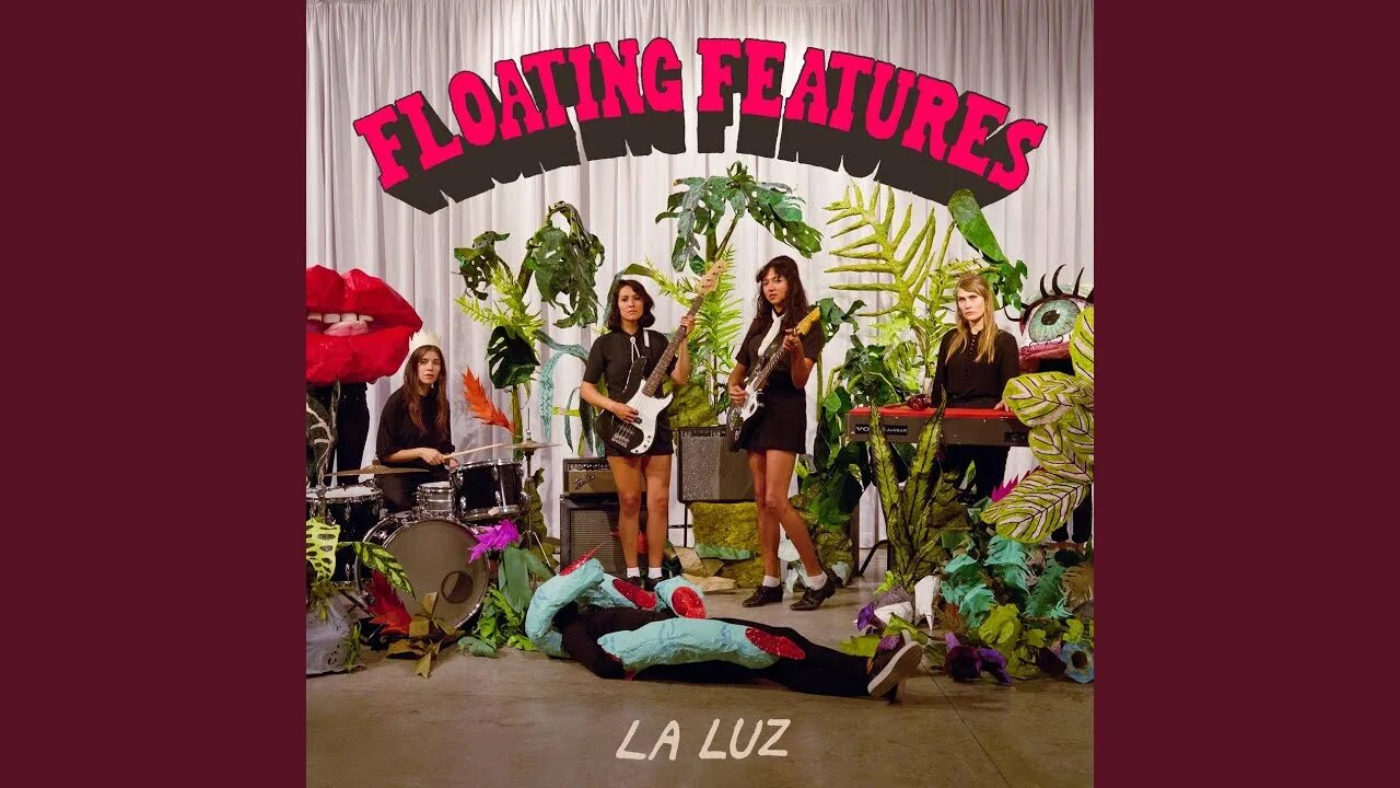 Floating features. Floating features