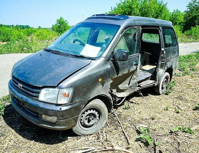 Тойота Таун Эйс Ноах. Toyota Town Ace 1998. Toyota Town Ace Noah 1998. Тойота Таун айс 1998.