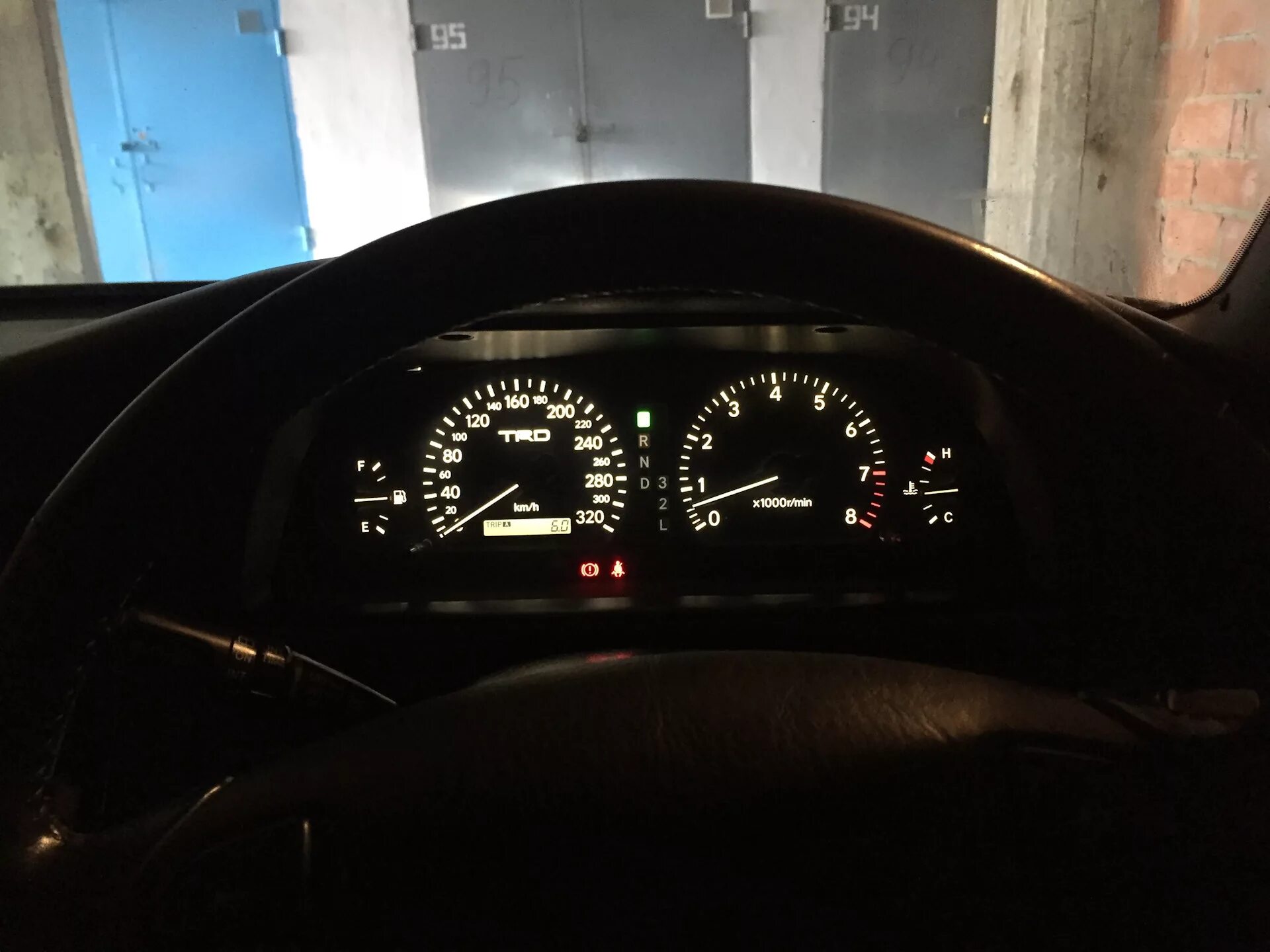 320 км ч. Спидометр тойота марк 2 100. тойота чайзер спидометр 320. спидометр jzx100 tourer. спидометр mark 2 90.