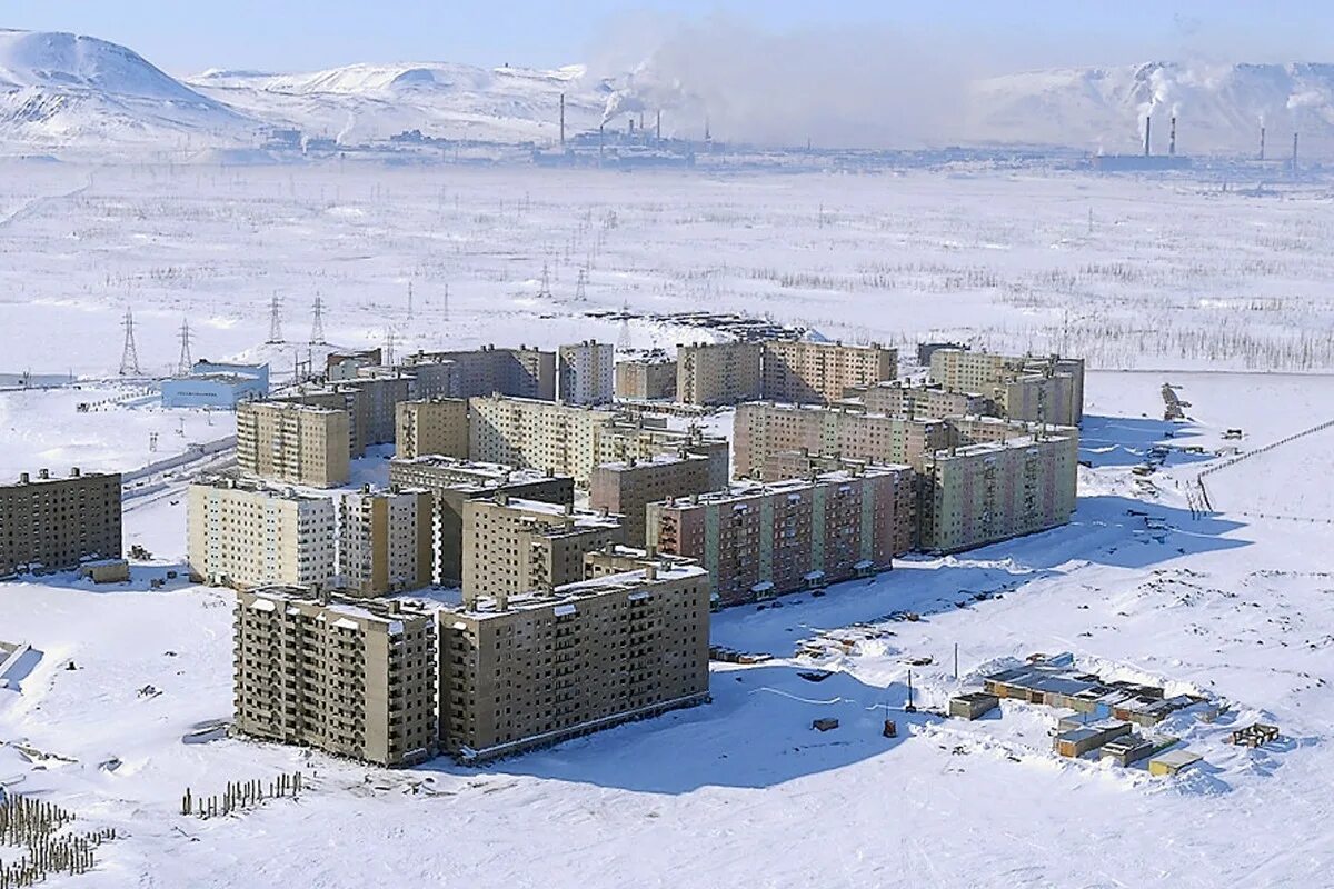 Области северных городов. Оганер Красноярский край. Оганер Норильск. Поселок Талнах Норильск. Оганер, район Норильска (Красноярский край)..