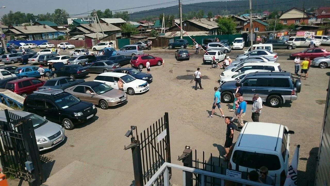 Авторынок в кызыле. Авторынок иркутск баррикад. авторынок кызыл. автомобильный рынок кызыла. авторынок миасс.
