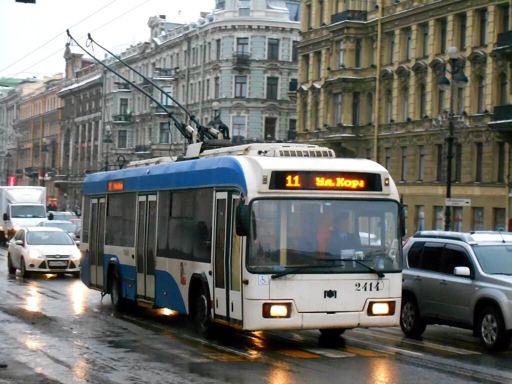 Первые автобусы спб. Санкт-Петербургский троллейбус. Петербургский троллейбус. АКСМ 321. Троллейбус АКСМ 321 СПБ.