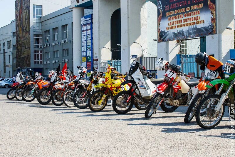 байкерский клуб в волгограде. спортивный мото волгоград. ночные волки шоу. байки волгограда. мото волгоград.