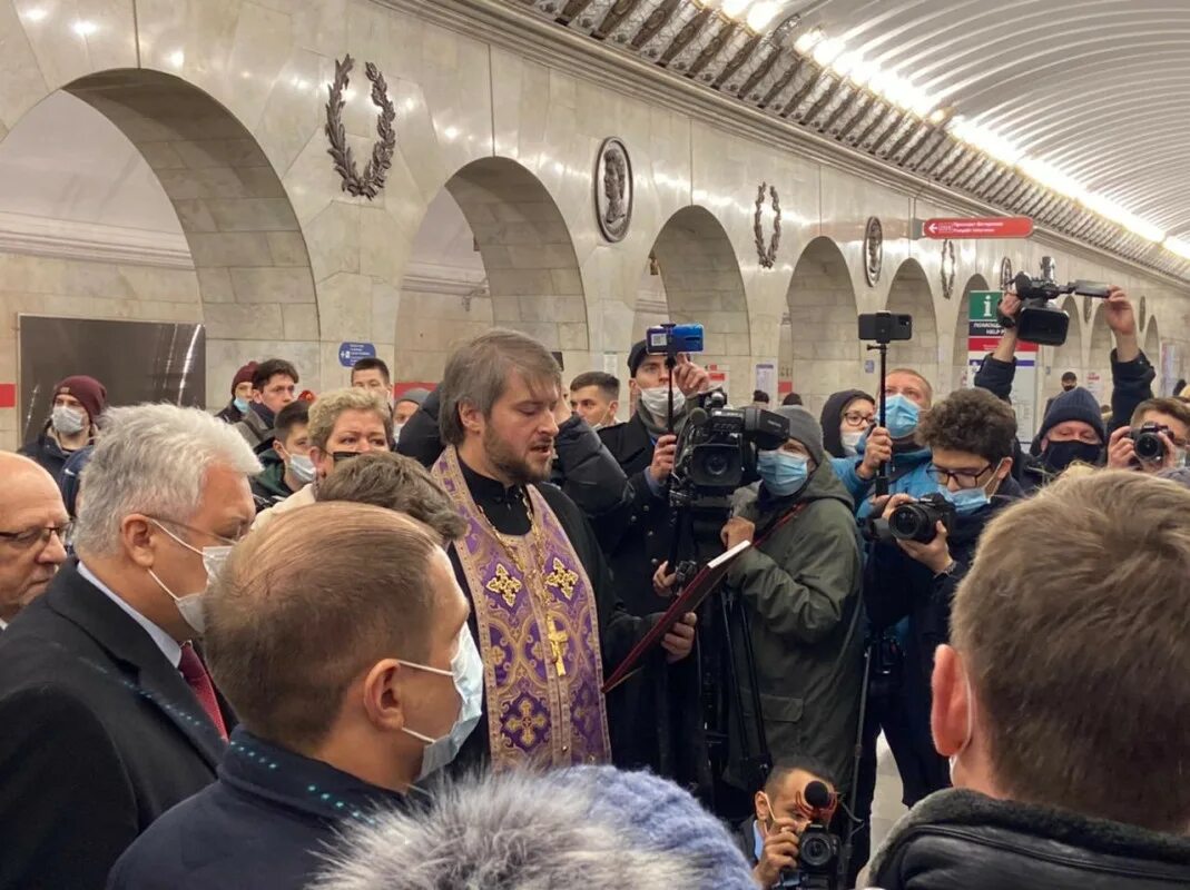 Теракт в питерском метро 2017. 3 Апреля 2017 Санкт-Петербург. Теракт в Петербургском метрополитене (2017). 3 Апреля 2017 Санкт-Петербург теракт.