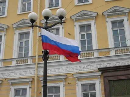 Знамена на зданиях