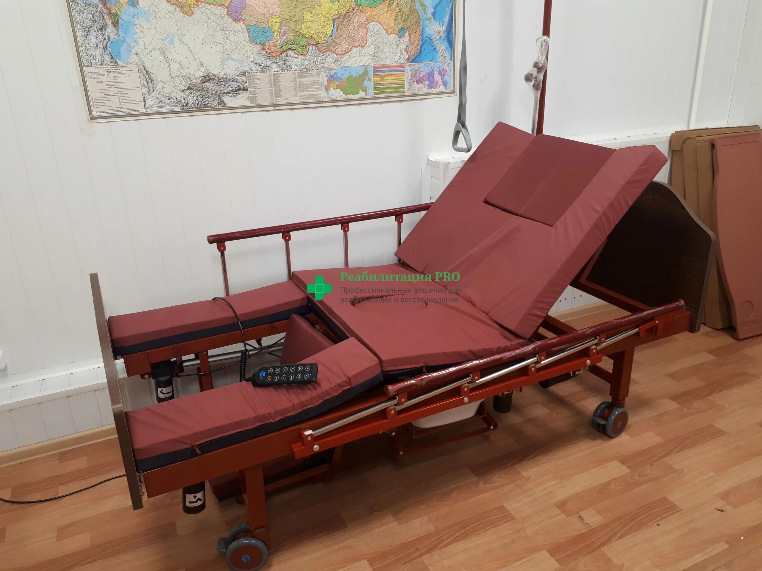 Для лежачих больных б у. Кровать электрическая КМР-07. Кровать медицинская многофункциональная КМФ-1. Функциональная кровать для лежачих КМР 04. Многофункциональная кровать КМР-06.
