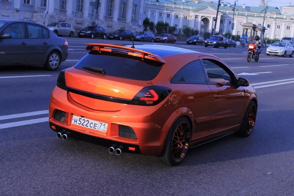 Opel tuning. Opel Astra h GTC. Opel Astra h GTC обвес. Opel Astra h GTC 2007 Tuning. Opel Astra h GTC красная.