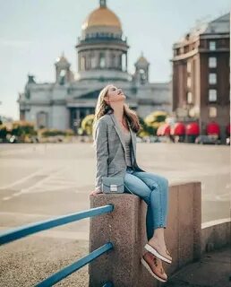 Девушки на улицах спб