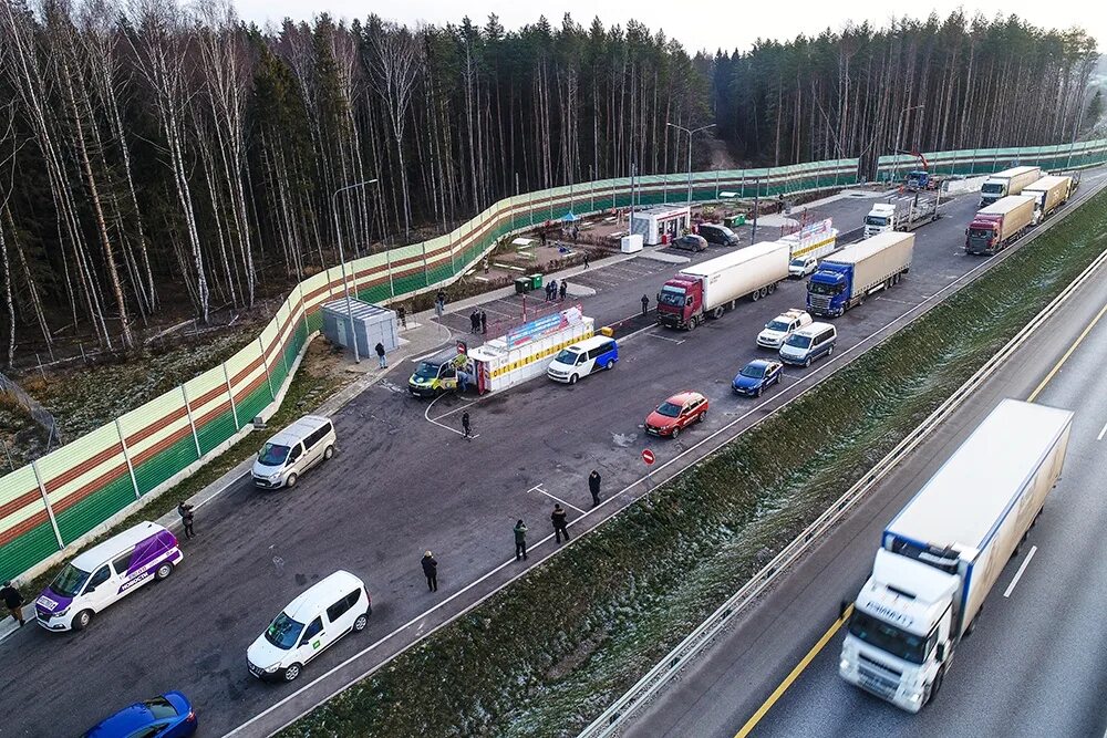 Платная дорога сити. Москва-Санкт-Петербург автодорога м11 АЗС. M11 трасса. Трасса м11 Красногорск. МФЗ М-11.