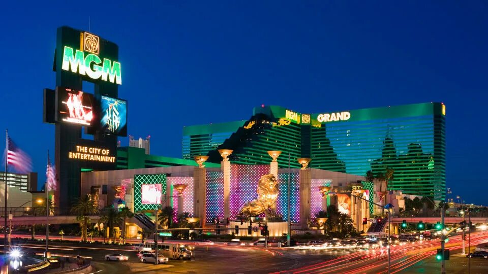 Талса лас вегас лайтс. Mgm grand las vegas. мгм гранд отель лас вегас лев. mgm grand las vegas 2025 клубы.