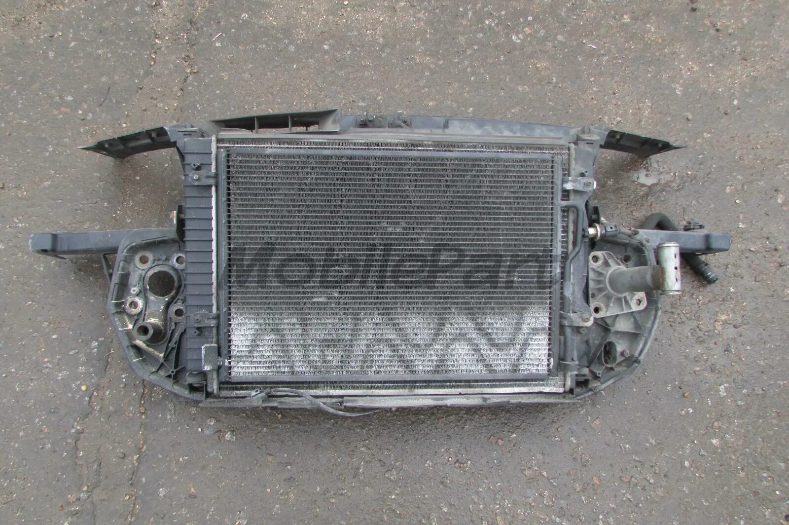 Radiator (Audi A6 C5, 1997-2004 / Power unit / Cooling system) AudiManual.ru