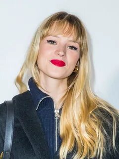 Biyografisini, kariyerinin detaylarını ve hakkındaki tüm haberleri keşfet. 