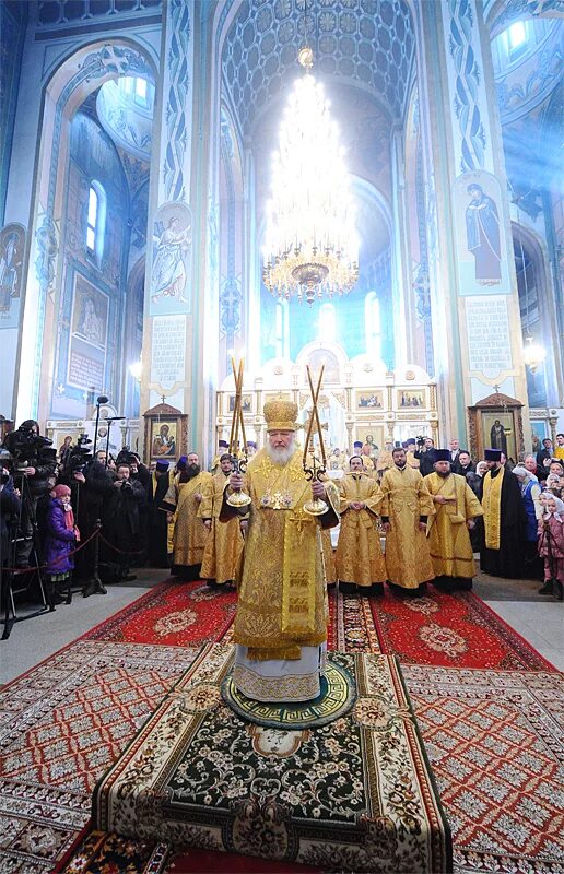 Утоли моя печали в марьин. Храм Утоли печали в Марьино. Храм в Марьино Утоли Мои. Духовенство храма Утоли моя печали в Марьино. Церковь Утоли Мои печали в Марьино внутри.