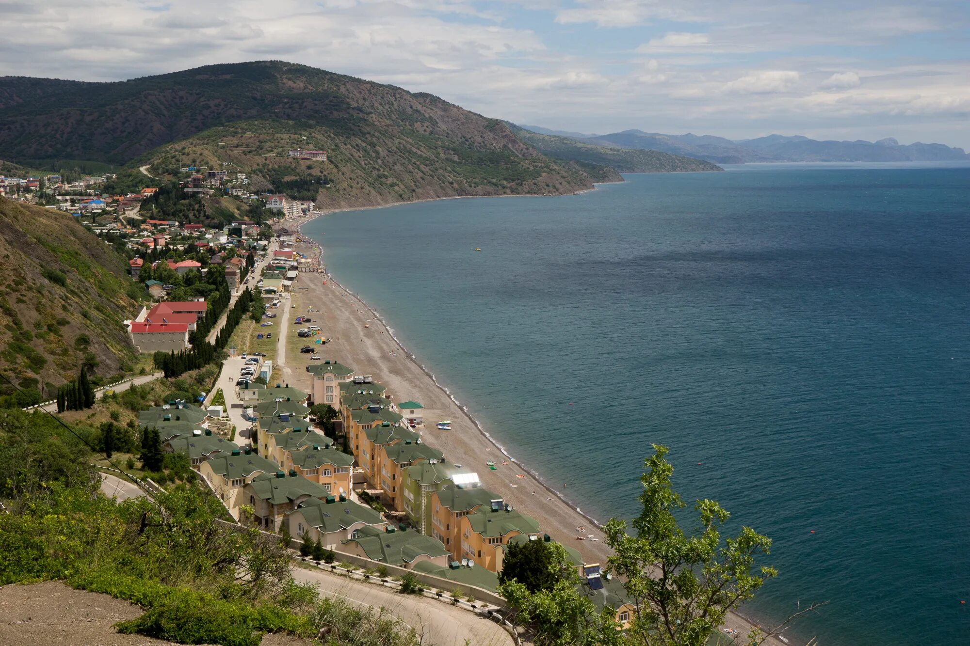 Посёлок Рыбачье Крым. Алушта поселок Рыбачье. Крым Алушта поселок Рыбачье. Посёлок Рыбачье Крым море. Поселки на побережье крыма