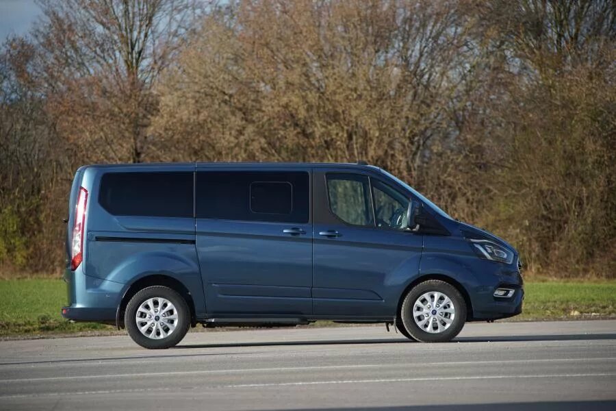 Форд кастом 2019. Ford courier 2023. Торнео кастом 2019. Ford tourneo custom 2019. Форд кастом 2019.