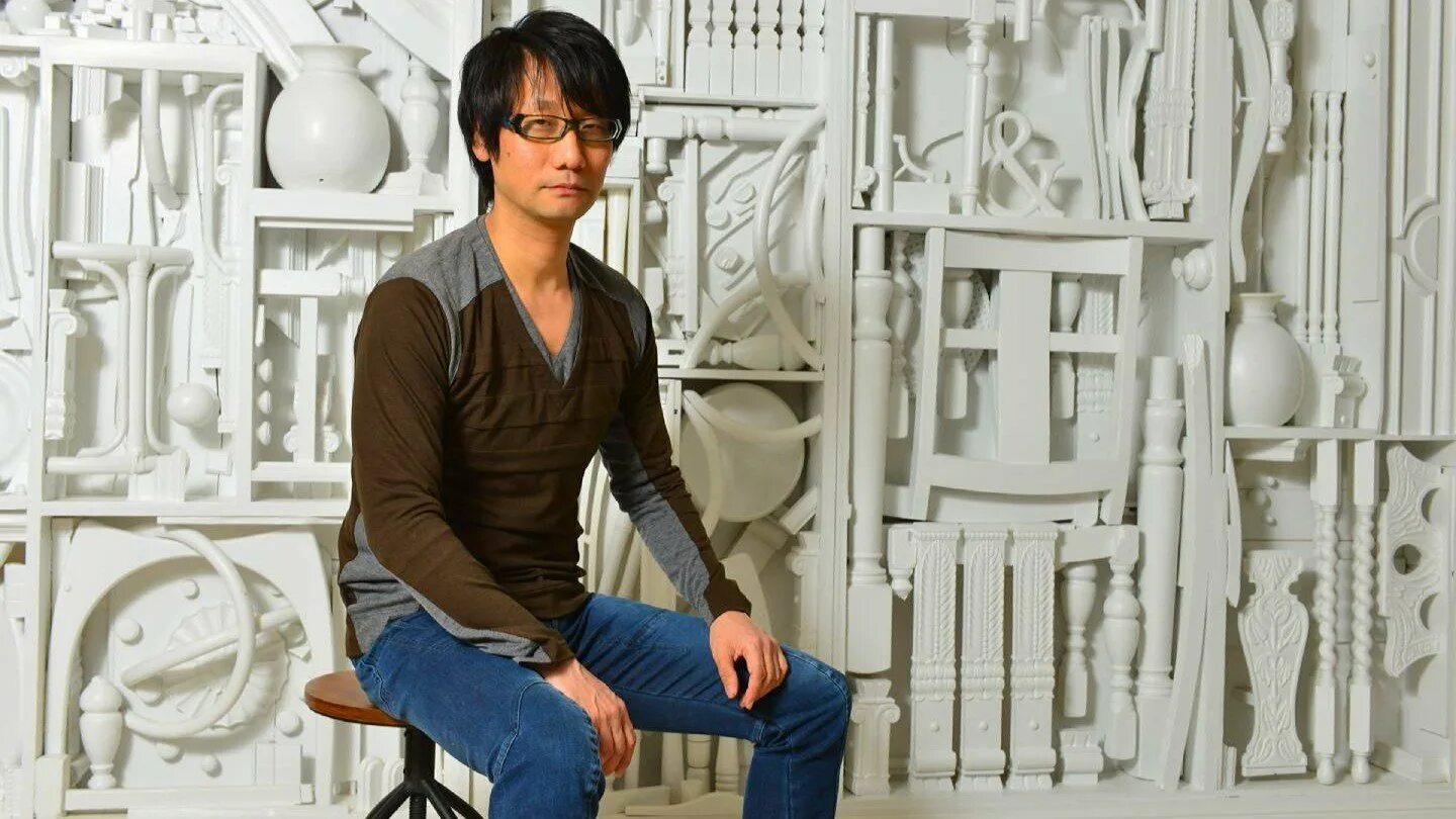 Kojima home алиса. Космонавт кодзимы. Хидео кодзима коммунист. Ludens kojima productions. Джейд реймонд и хидэо кодзима.