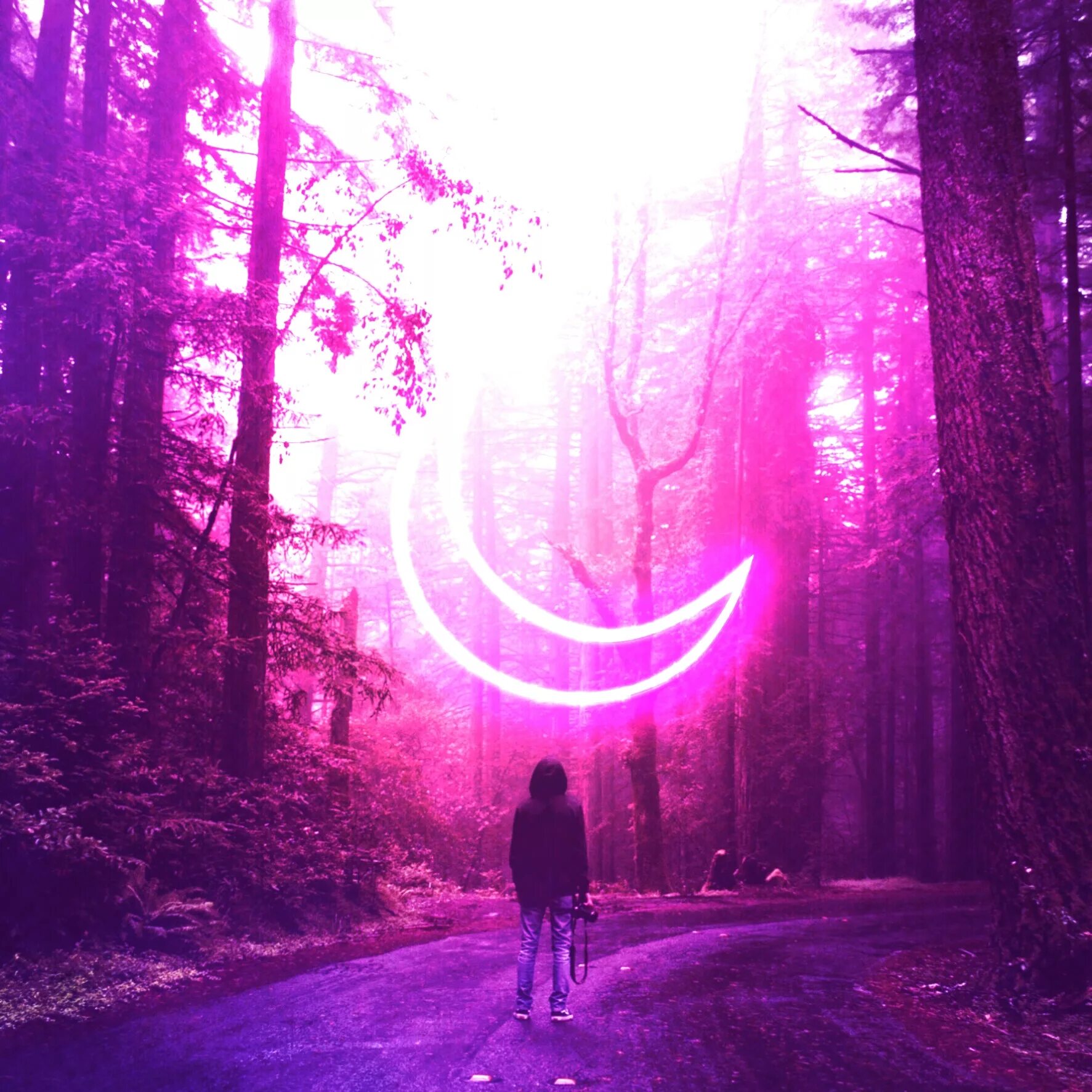 Аватарки в фиолетовом стиле. Akali kda неон 18. Фиолетовые авы. Блондинка арт. Фиолетовые авы.