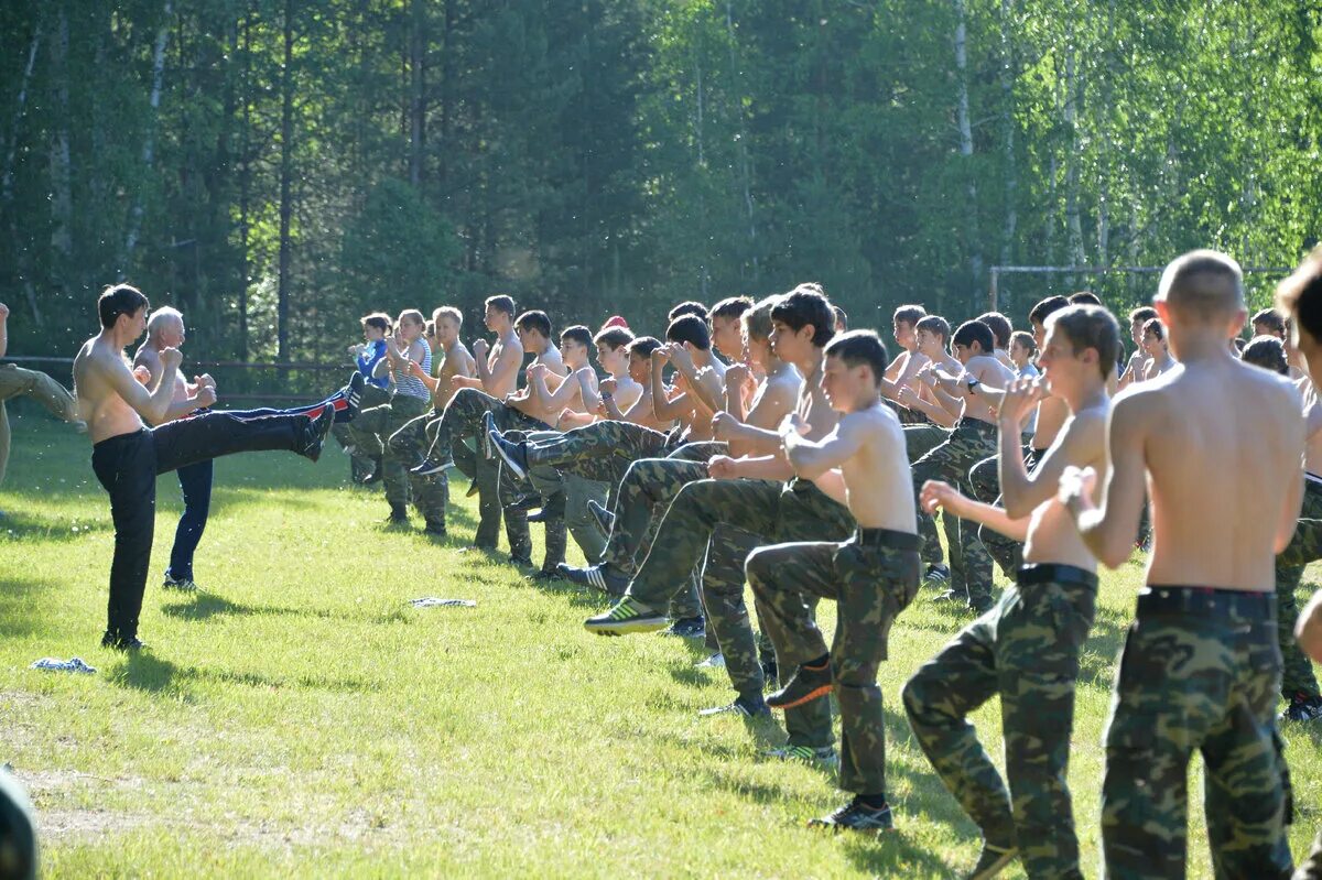 Военная подготовка. Физическая подготовка военнослужащих. Военные сборы. Физическая подготовка в армии. Кто идет на военные сборы