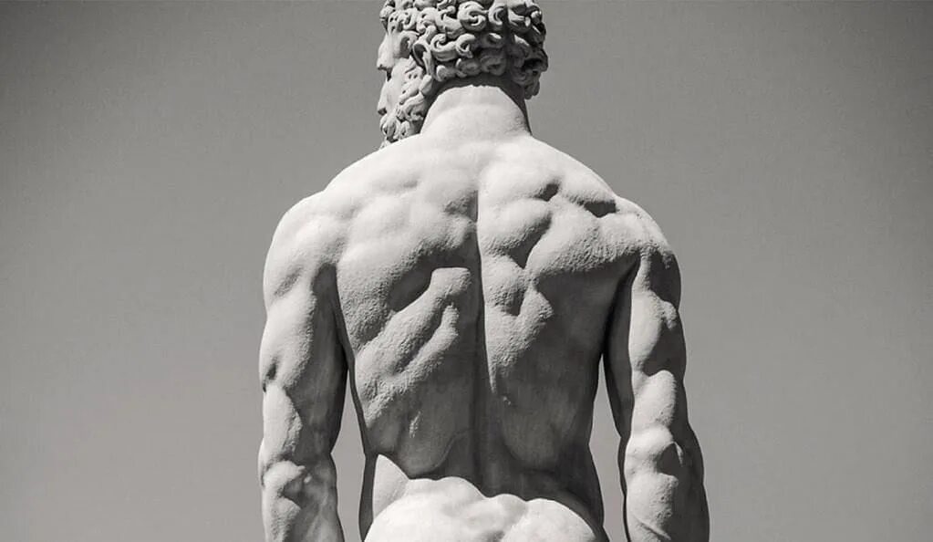Скульптура Микеланджело Геракл спина. Греческие статуи атлетов. Статуи атлетов древней Греции. Скульптуры древней Греции мужские тела.