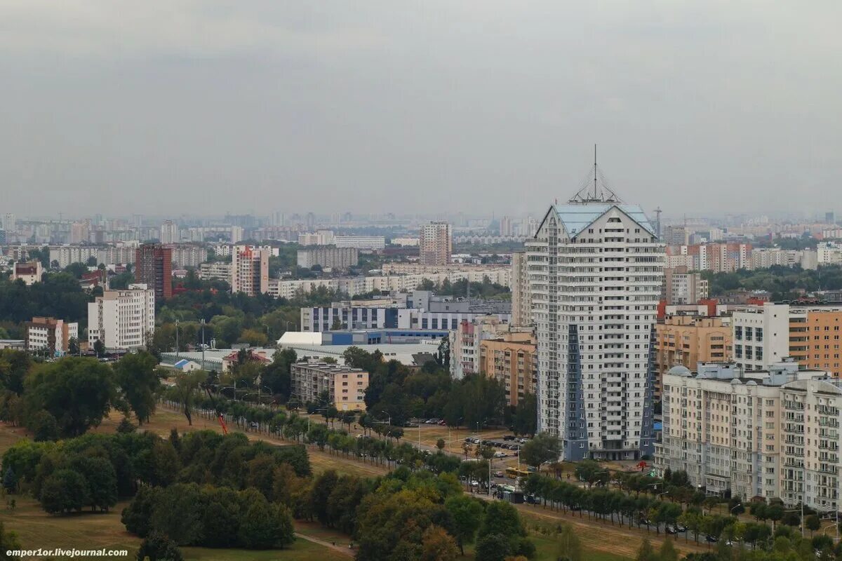 Столица белоруссии минск фото. Минск озп. Минск троицкое предместье достопримечательности. Улица немига в минске. Минск озп.