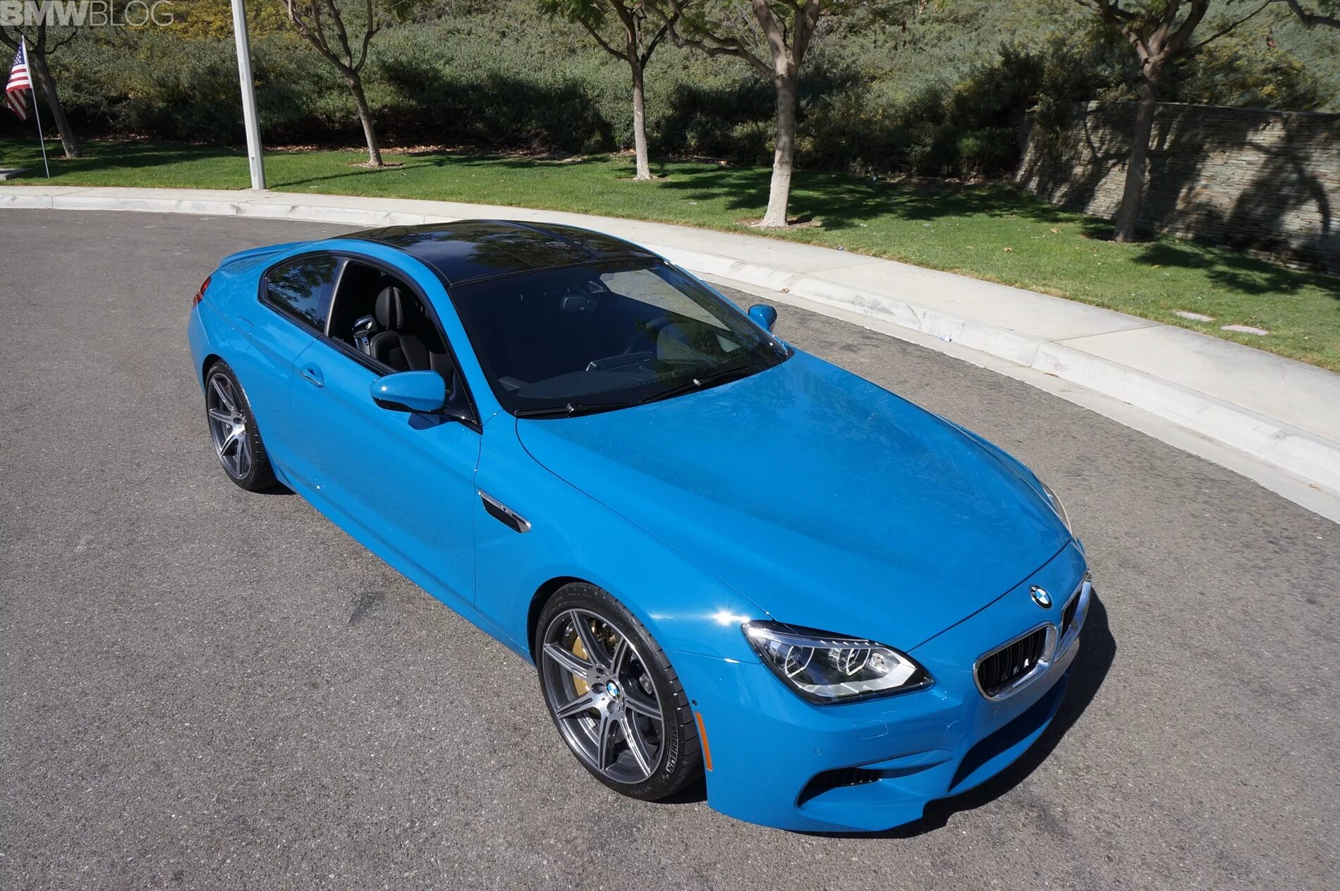 6 синего цвета. BMW Blue Laguna. Laguna Seca BMW. Laguna Seca Blue. BMW цвет Laguna Seca.