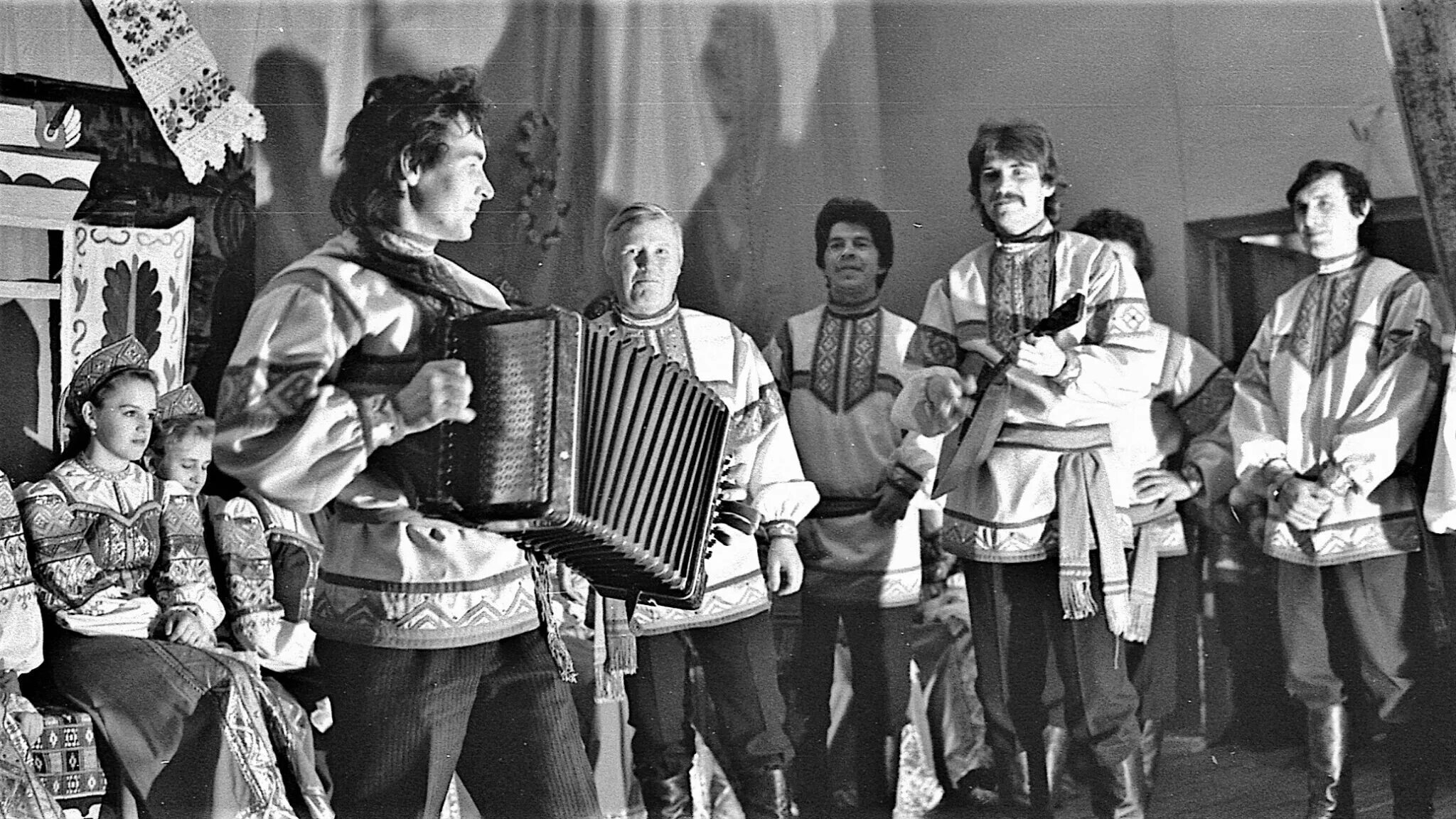 районный песни