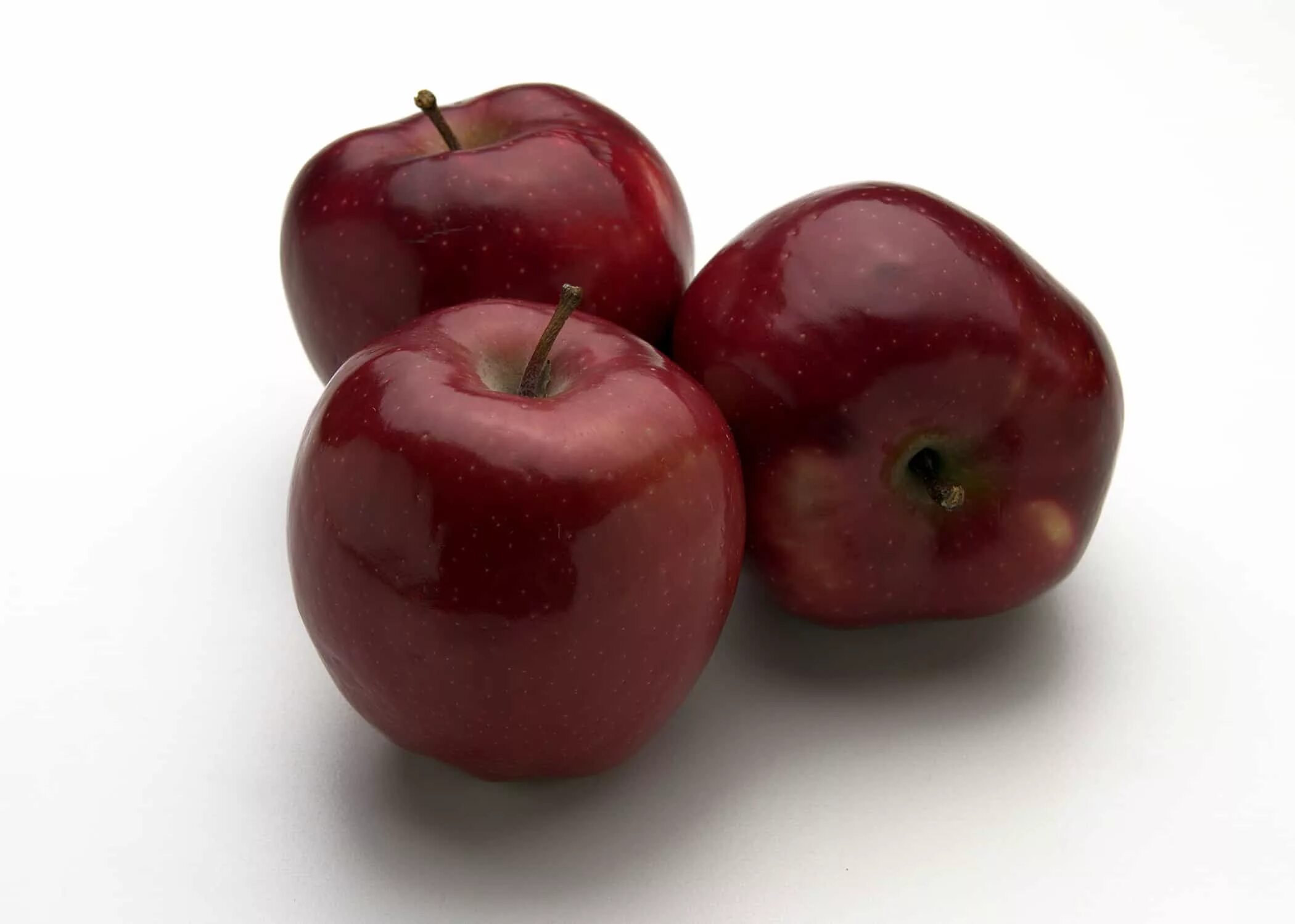 Красные яблоки ред чиф. Яблоки во сне к чему снится. Во сне кушать яблоки. Во сне кушать яблоки. К чему снятся яблоки женщине.