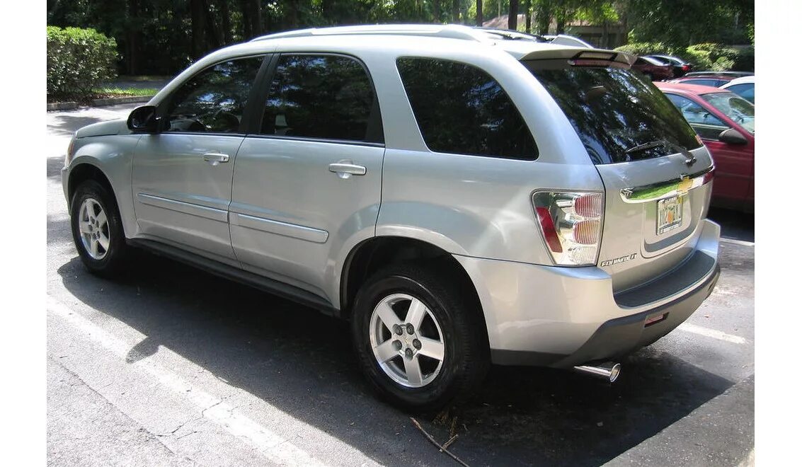 Шевроле эквинокс 1.5. Chevrolet Equinox 1. Chevrolet Equinox 1 поколения. Chevrolet Equinox Molding 2005. Шевроле Эквинокс 2004.