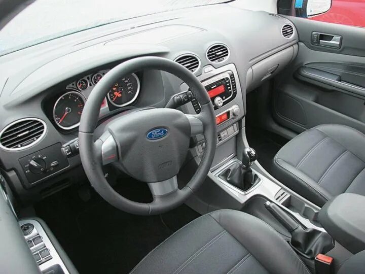 Форд фокус 2 Рестайлинг салон. Ford Focus 2 2008 хэтчбек салон. Ford Focus 2008 салон. Форд фокус 2008 салон. Форд фокус 2 хэтчбек салон