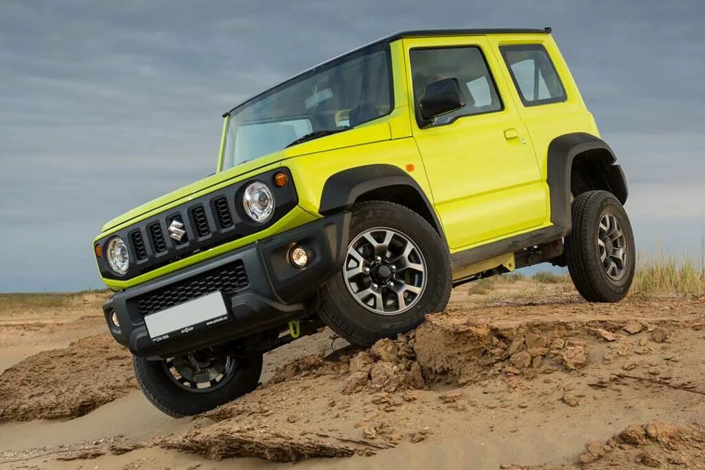 Новый сузуки джимни 2021. Suzuki jimny 2021. Suzuki jimny 2021 салон. Сузуки джимни 2021. Suzuki jimny 2022.