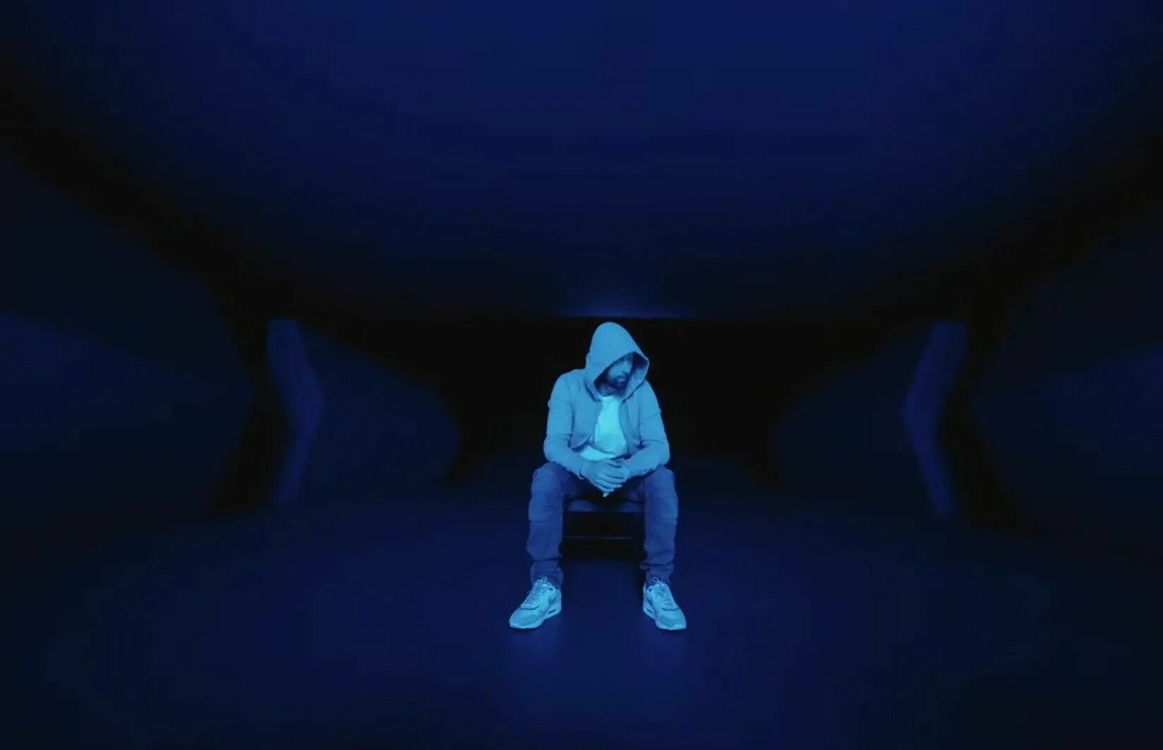 Эминем спотифай. Darkness in my dreams фото. Lacuna coil "dark adrenaline". Cinematic darkness скидка 90%. Darkness клип.