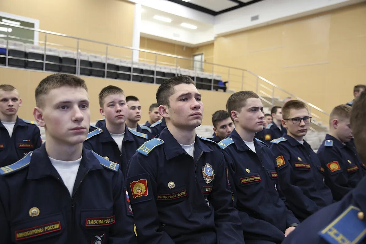 Оренбургское президентское кадетское училище оренбург. Оренбургское президентское кадетское училище. Кадетское училище оренбург. Пку оренбургское кадетское. Петрозаводское президентское кадетское училище.