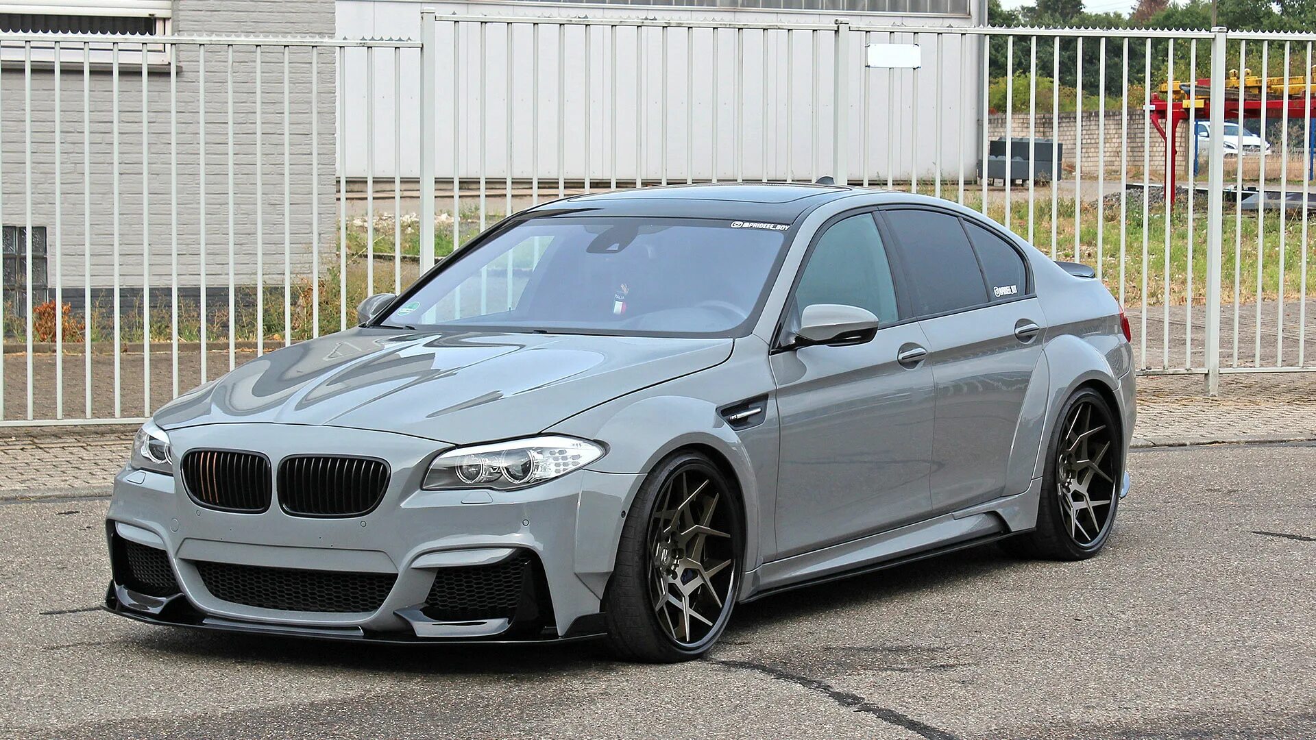 Bmw m обвес. БМВ м5 f10. БМВ m5 f10. BMW 5 f10 m5. БМВ м5 ф10 Рестайлинг.