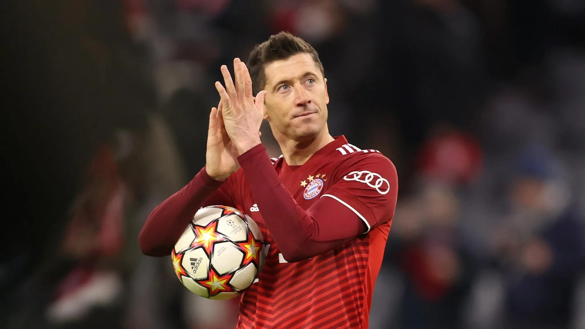 Рекордсмен уефа. Левандовски Бавария. Robert Lewandowski 2022. Левандовский Бавария.