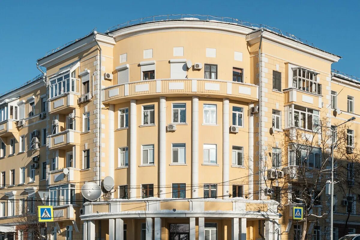 Соварх советская архитектура советская москва. Ленинский проспект сталинская архитектура. Сталинский ампир в москве. Улица земляной вал 46. Дома ленинской постройки.