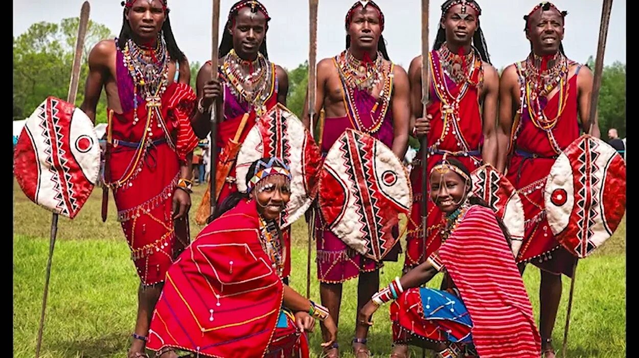 Tribe одежда