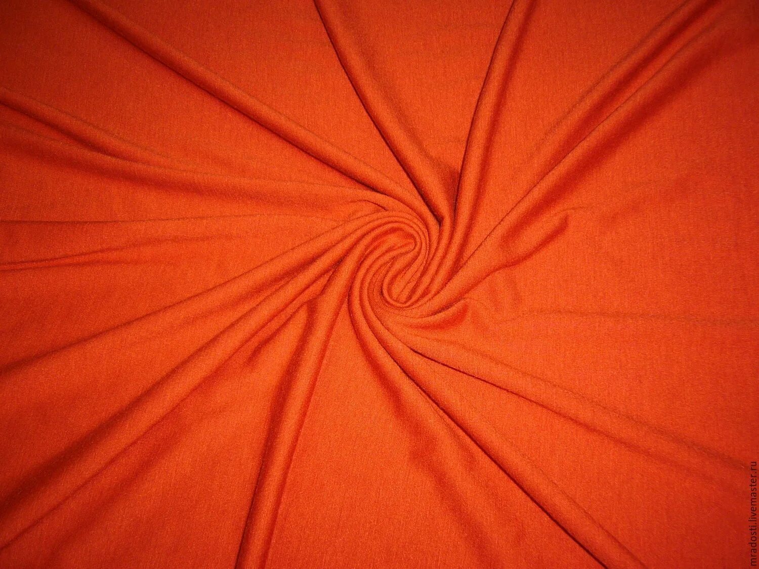 Вискоза пэ. Оранжевая ткань. Цвет оранжевый ткань. Ткань трикотаж оранжевая. Ткань трикотаж яркий.