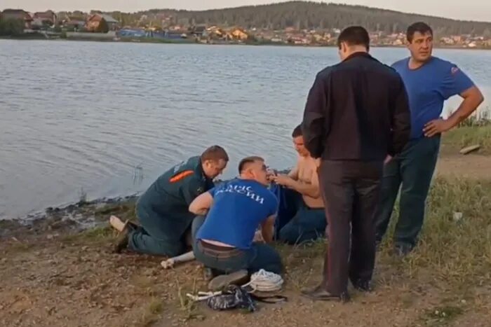 Утонули 2 девочки. Утонули 2 девочки