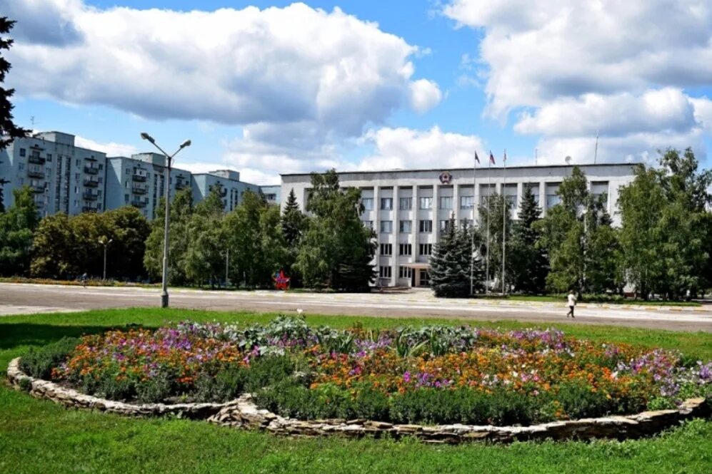 Кировск луганская. Кировск Луганская область. Города ЛНР. Зеленый Кировск, Кировск. Города Иркутской области.