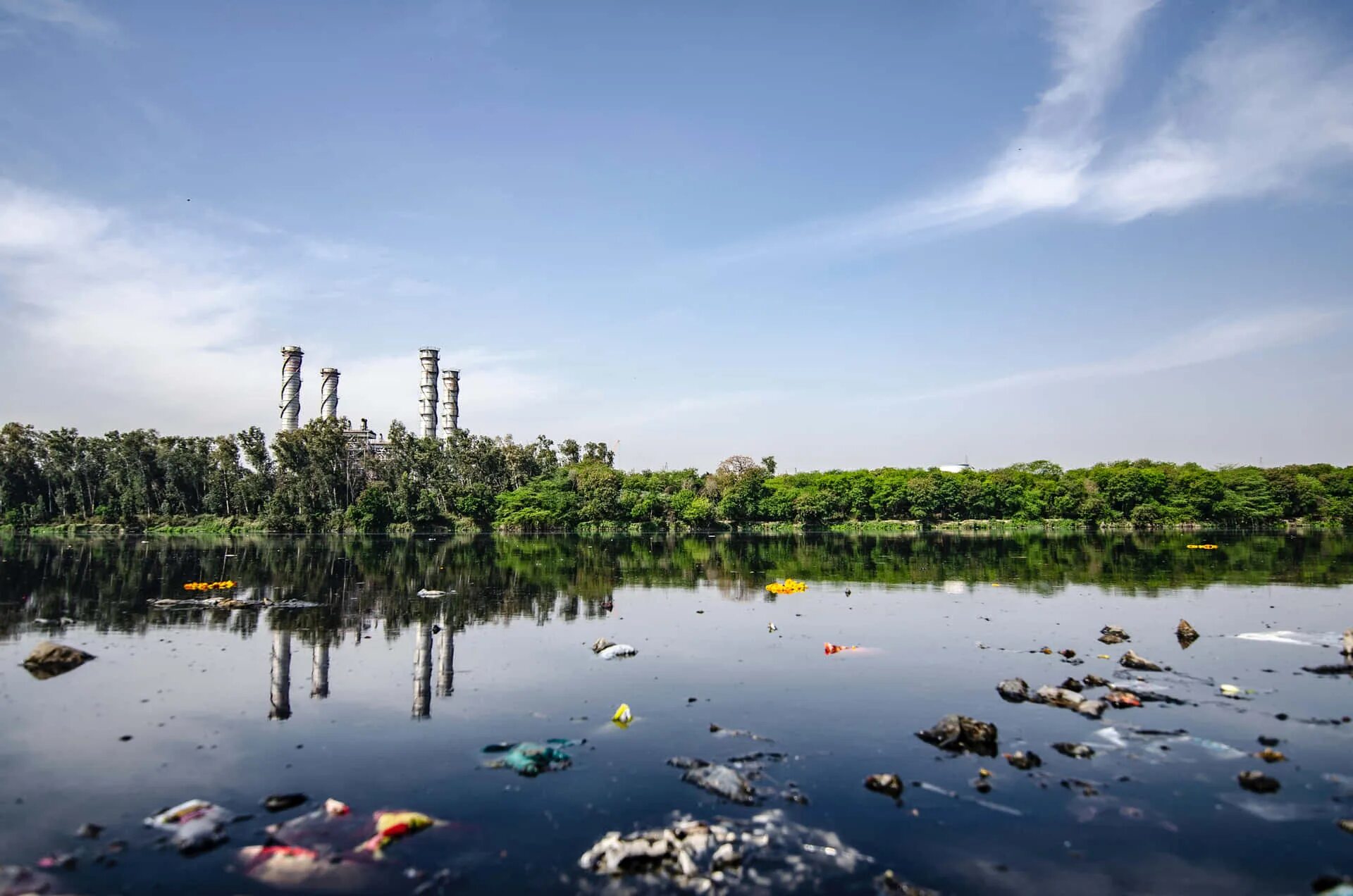 Pollution pictures. Загрязнение воды. Загрязнение природы. Природа экология. Загрязненные водоемы.