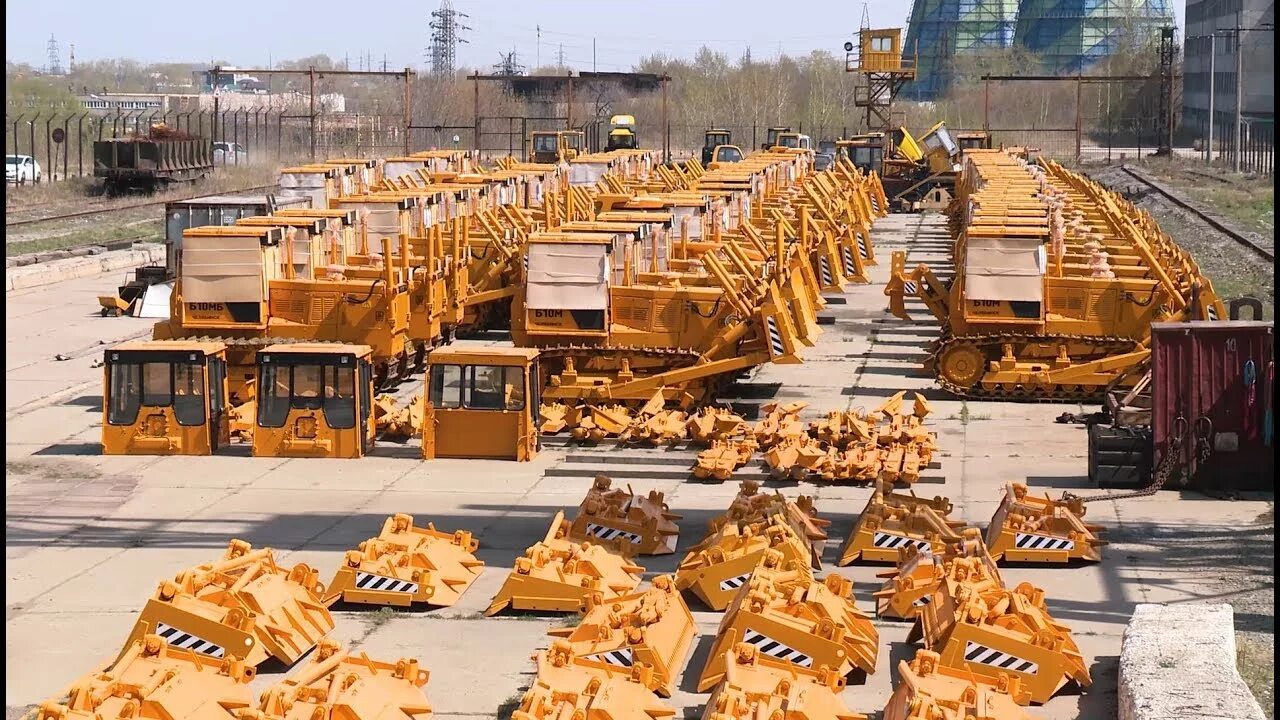 Чтз работает. Завод чтз челябинск. Челябинский завод уралтрак. Трактор чтз-уралтрак. Чтз 108.