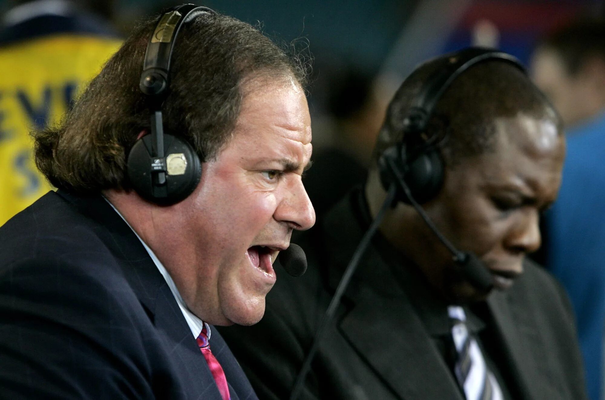 Василий луговой комментатор. Речь комментатора. Комментатор спортивный комментатор дмитрий губерниев. Комментаторы футбола цитаты. Комментатор ббс.